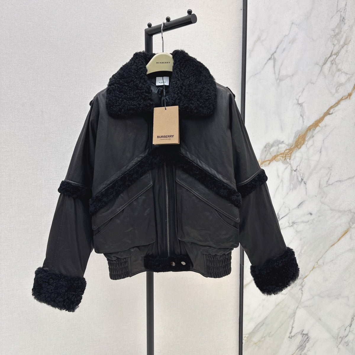 BURBERRY 25S BOMBER JACKET 074