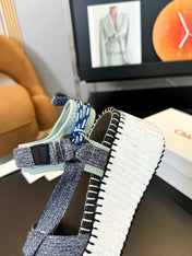 NAMA WEDGE SANDALS IN GREY FABRIC AND WHITE RUBBER