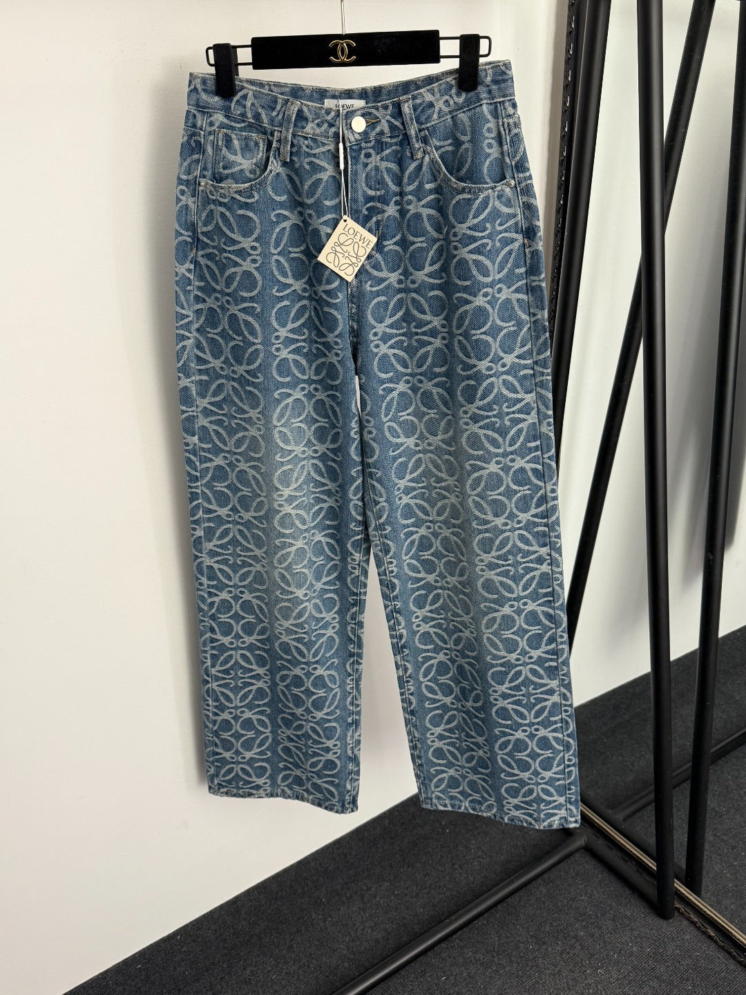 LOEWE JEAN STYLE 197