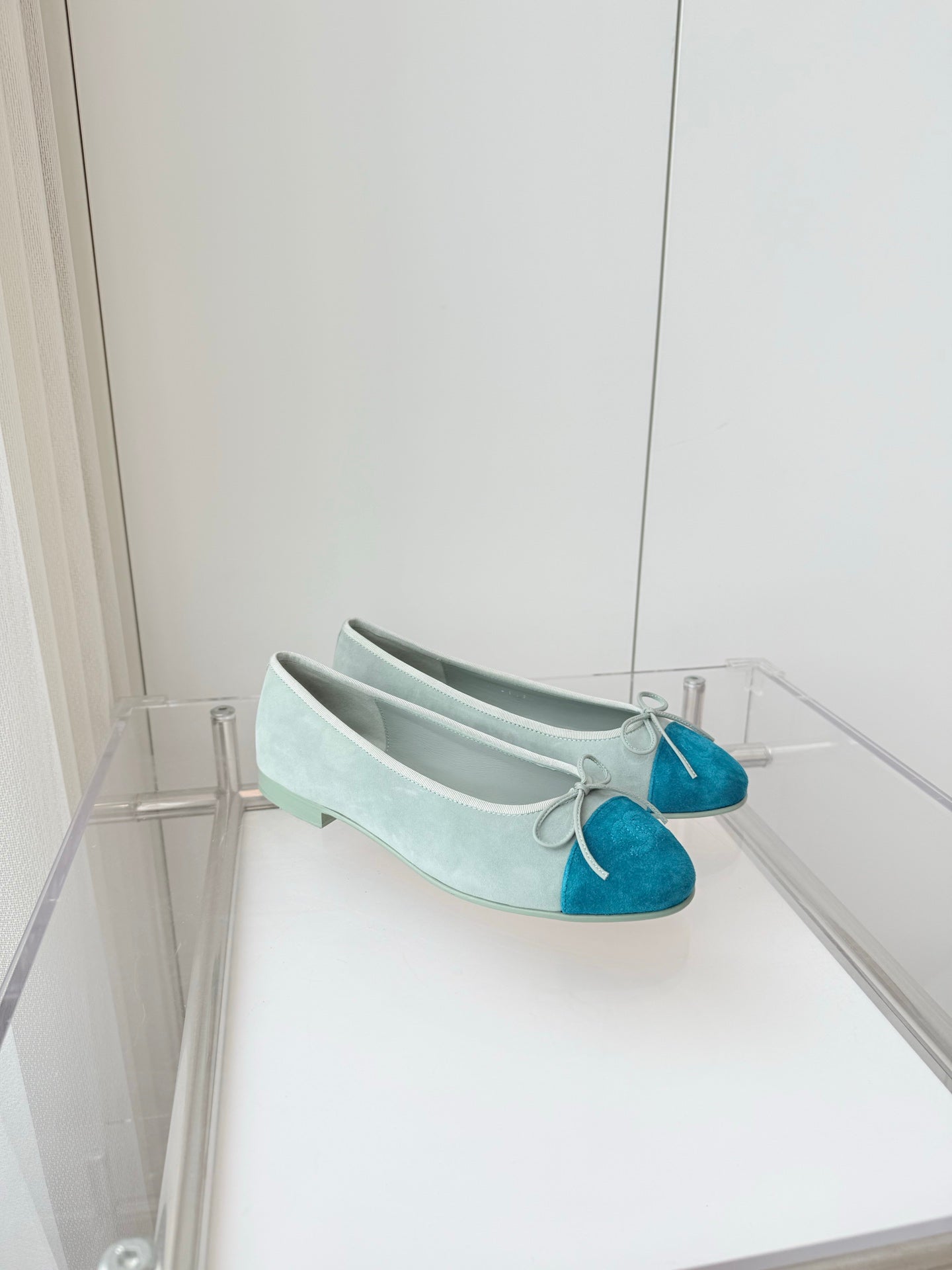 BALLET FLAT IN CERULEAN BLUE MIX PEARL GRAY SUEDE