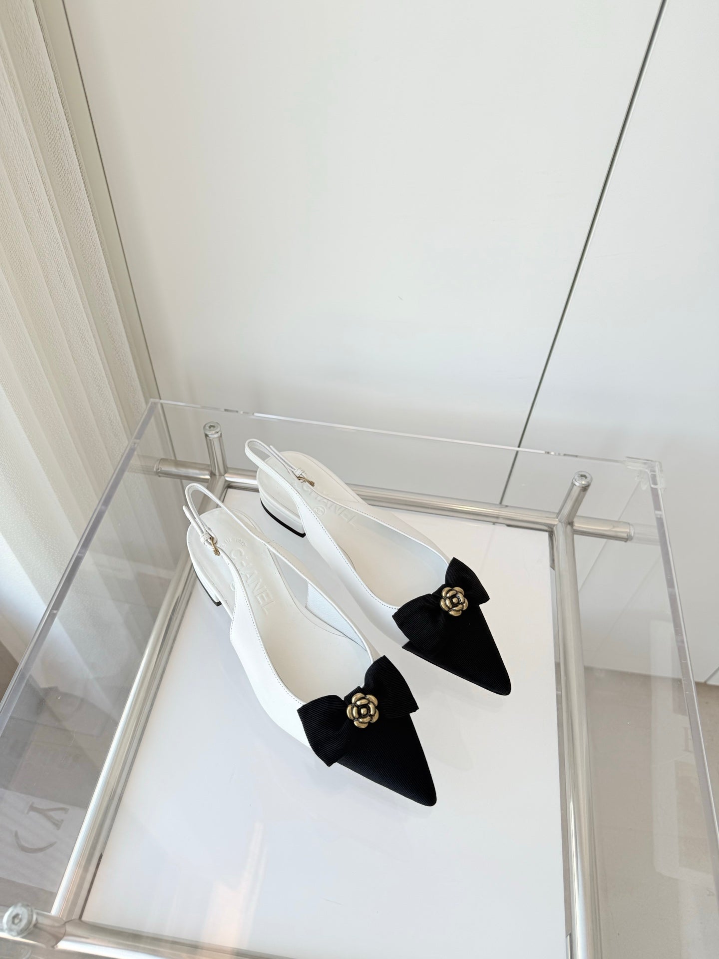 SLINGBACKS 18 MM IN WHITE CALFSKIN MIX BLACK CANVAS