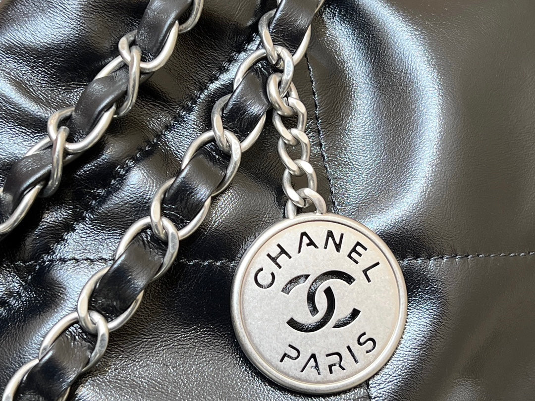 CC 19 HOBO BAG 43CM BLACK GOATSKIN SILVER HARDWARE