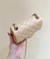 CHANEL 25S FLAP BAG 17 CM IN LIGHT BEIGE LAMBSKIN WITH GOLD HARDWARE