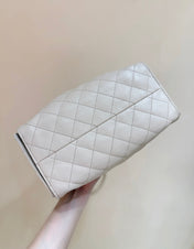 CC 25 HANDBAG IN CREAM 30 GRAINED CALFSKIN GOLD HARDWARE