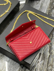 YL WOC 22 RED CHEVERON CAVIAR GOLD HARDWARE