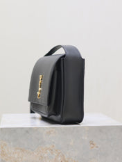 NIKI BABY 22 IN BLACK CALFSKIN GOLD LOGO