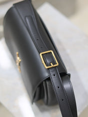 NIKI BABY 22 IN BLACK CALFSKIN GOLD LOGO