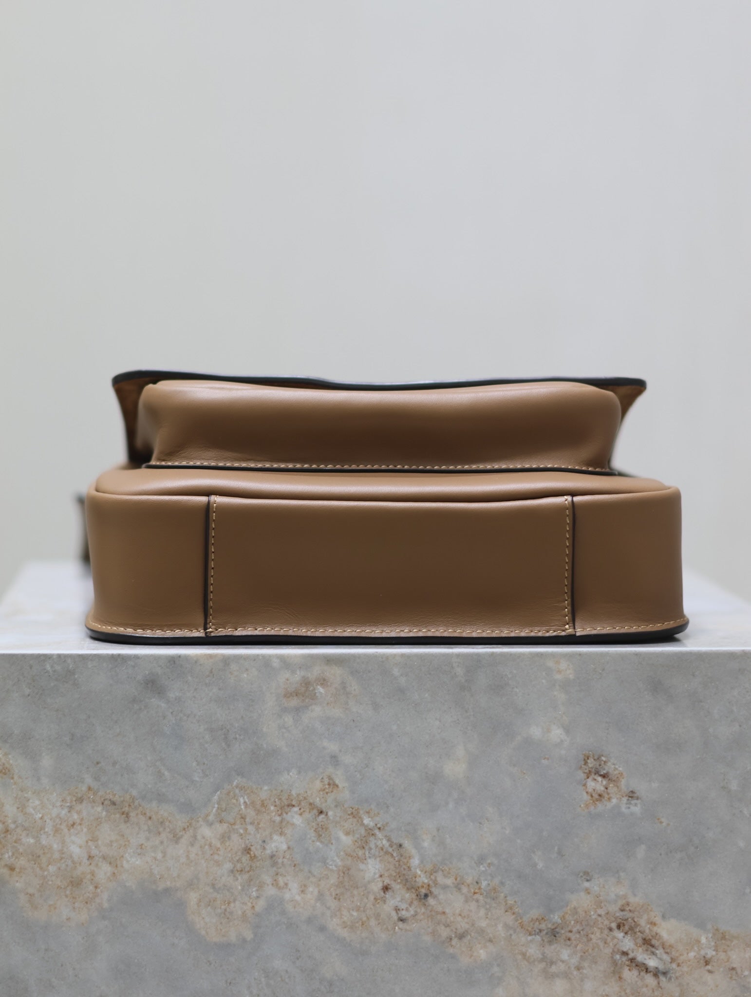 YSL 25S NIKI BABY 22 IN BROWN CALFSKIN GOLD HARDWRE