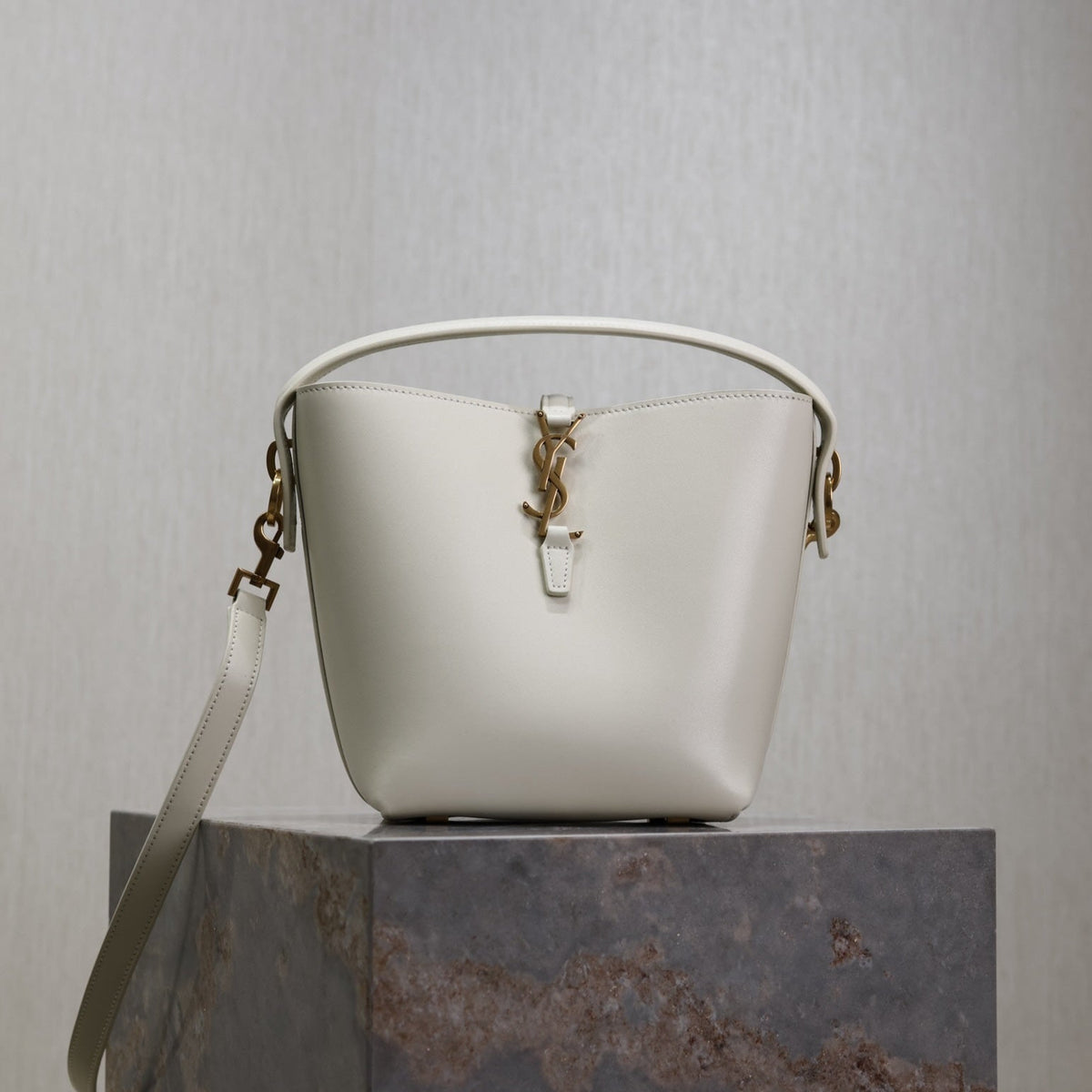 YSL 25S LE 37 BAG 20 IN DUSTY GRAY CALFSKIN GOLD HARDWRE