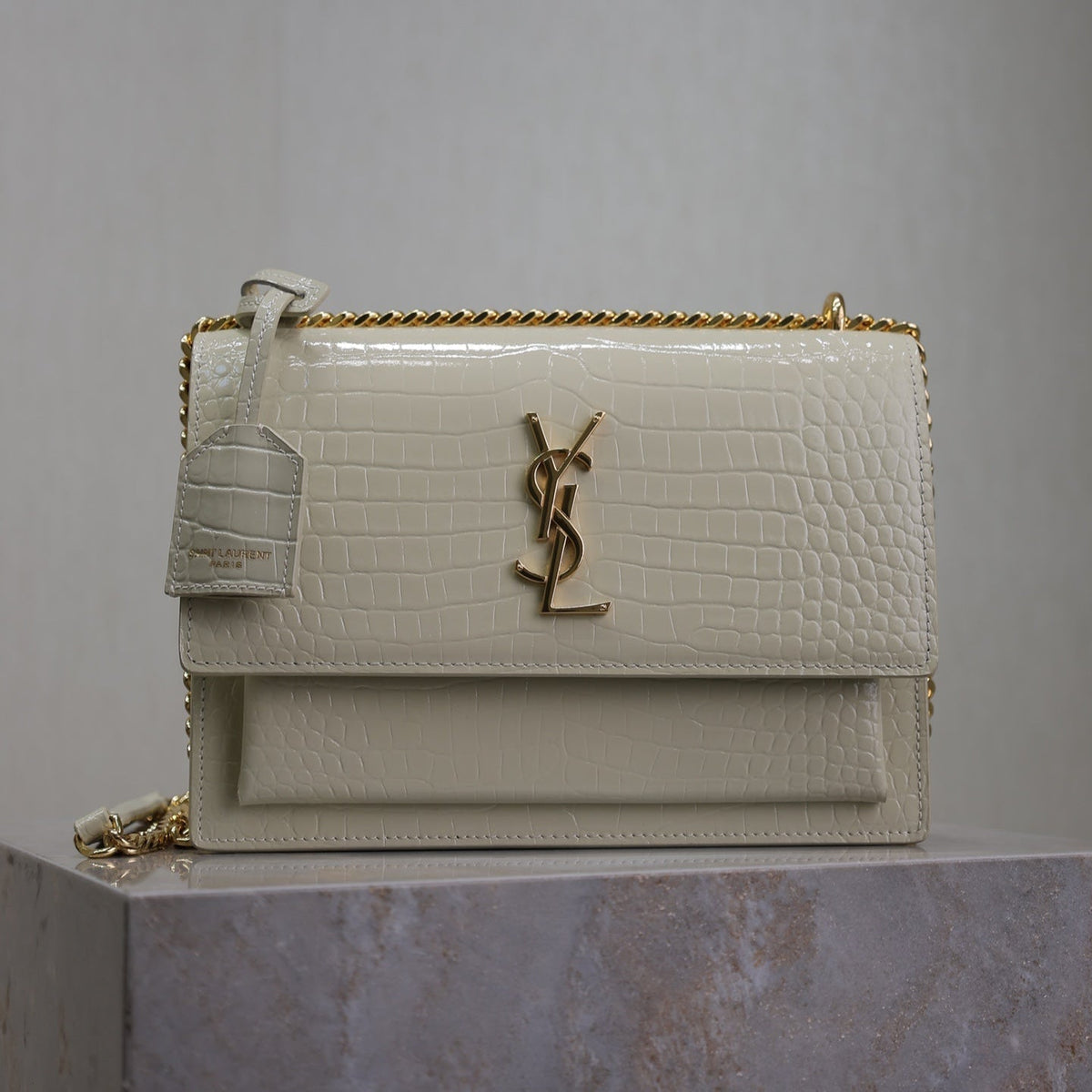 YSL 25S SUNSET MEDIUM 22 IN IVORY CROCODILE-EMBOSSED SHINY CALFSKIN GOLD HARDWARE