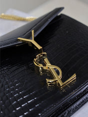 CASSANDRA CHAIN BAG 22 IN BLACK CROCODILE PATTERN CALFSKIN GOLD HARDWARE