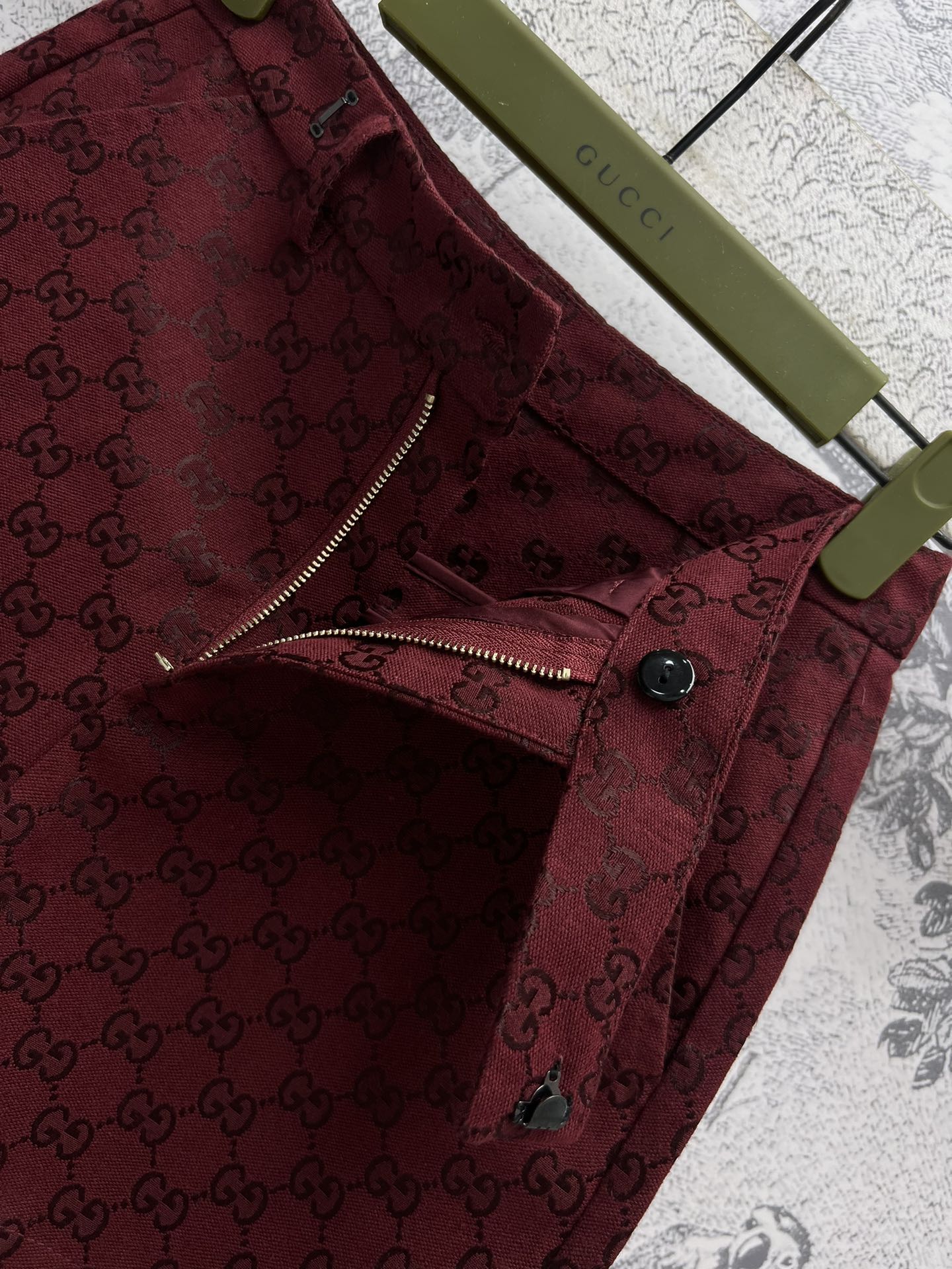 Gucci High Waist Short Red Jacquard Fabric