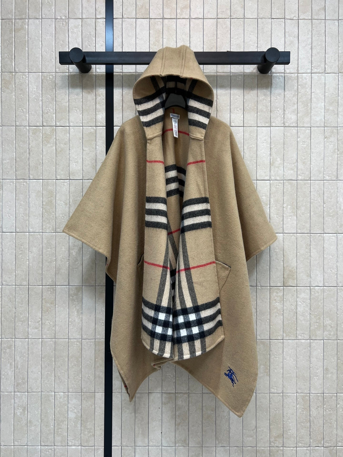 BURBERRY 25S HOODED CASHMERE PONCHO 2768
