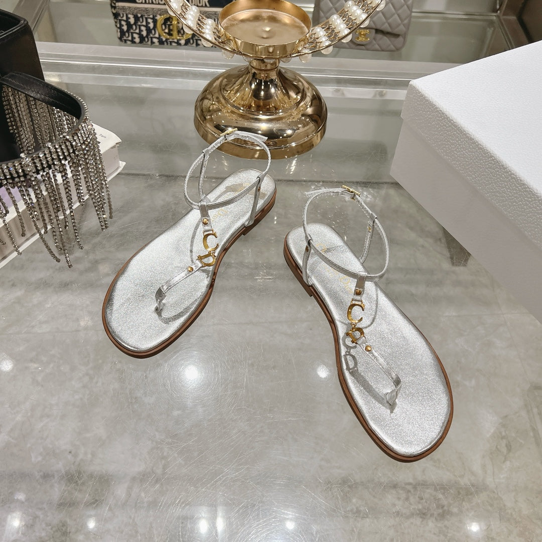 DIORIVIERA C'EST THONG SANDAL SILVER AQUAMARINA CALFSKIN