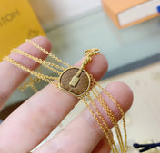 LV MINI ROUND CAKE BAG TAG PRESBYOPIA MULTI-CHAIN BRACELET