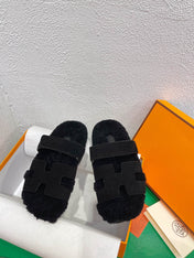 Chypre Sandal Black shearling insole Black Velvet leather lining